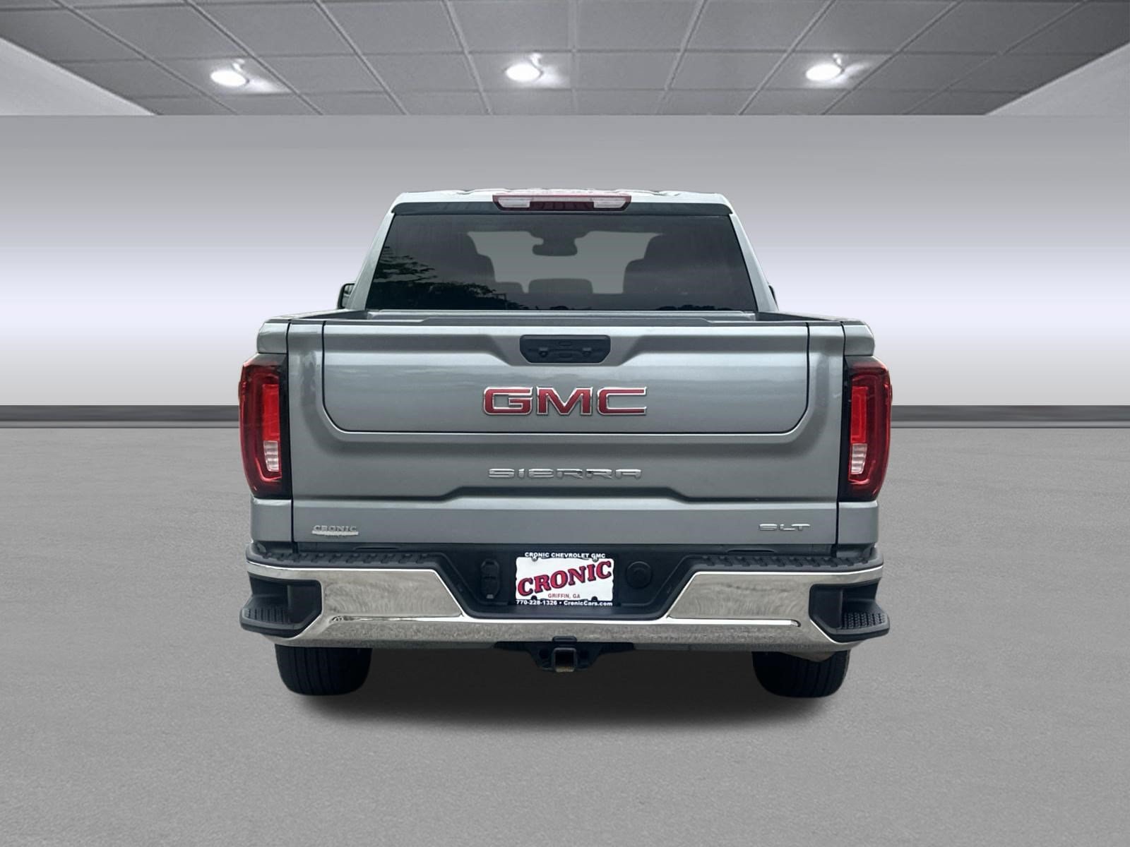 Used 2025 GMC Sierra 1500 SLT AWD/4WD image 4