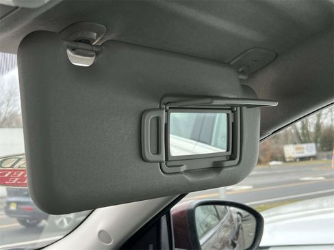 Used 2023 Nissan Sentra SV image 7