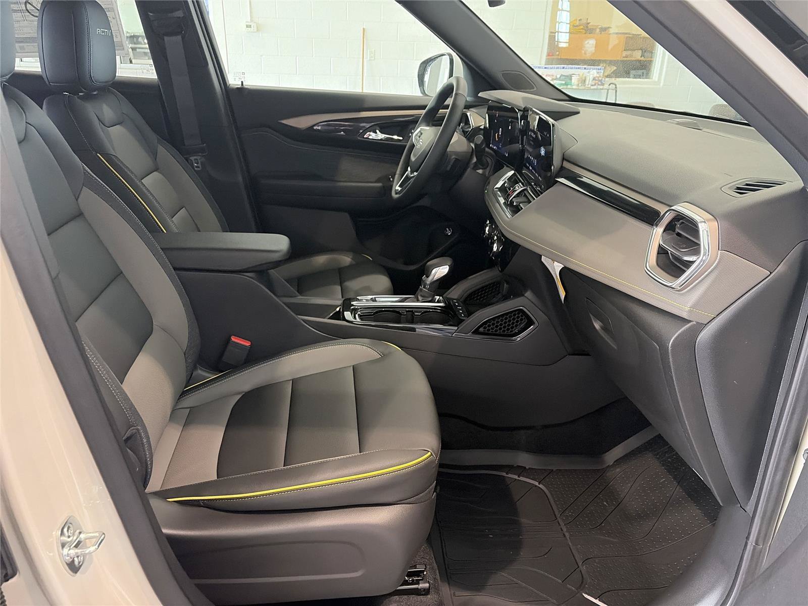 New 2026 Chevrolet TrailBlazer ACTIV w/ Convenience Package AWD/4WD image 14