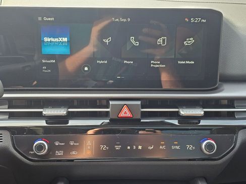 New 2026 Kia Sportage EX w/ EX Panoramic Sunroof Package image 13