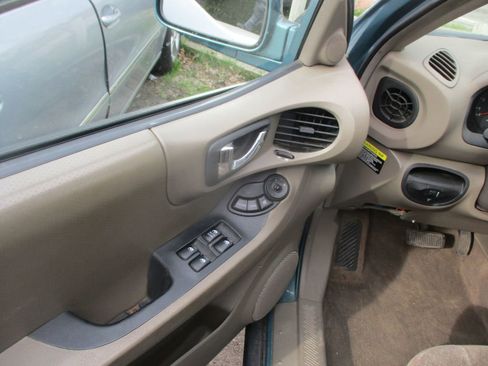 Used 2003 Hyundai Santa Fe GLS image 11