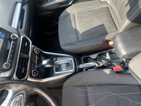 Used 2019 Ford EcoSport SE w/ SE Convenience Package image 26