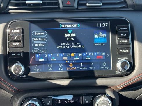 New 2025 Nissan Versa SR w/ Trunk Package image 14