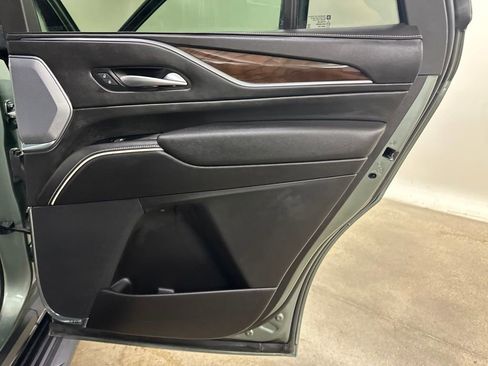 Certified 2024 Cadillac Escalade Premium Luxury Platinum AWD/4WD image 21