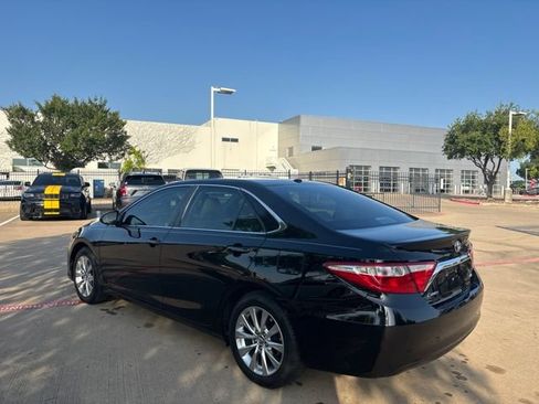 Used 2016 Toyota Camry XLE w/ Moonroof Package FWD image 7