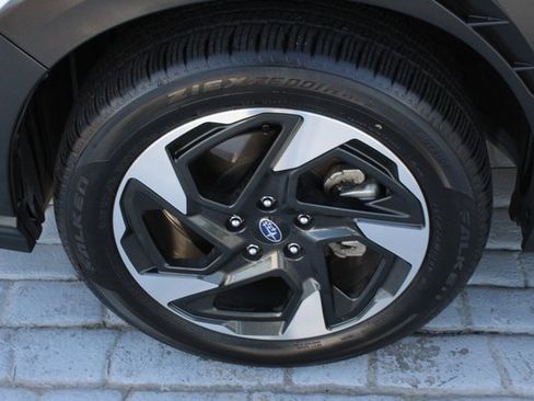 Certified 2024 Subaru Crosstrek 2.5i Limited w/ Crosstrek Mirror Package image 42