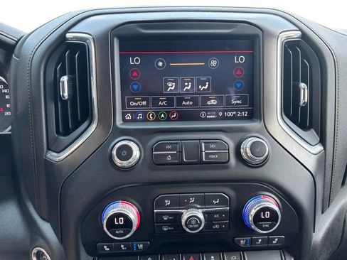 Used 2022 GMC Sierra 1500 AT4 w/ AT4 Preferred Package AWD/4WD image 16