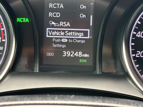 Used 2024 Toyota Camry SE FWD image 21