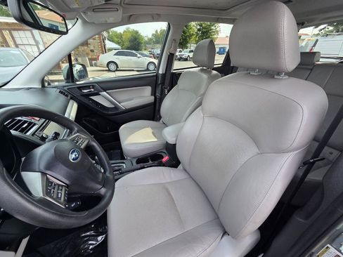 Used 2015 Subaru Forester 2.5i Touring w/ Eyesight & Navigation System AWD/4WD image 13
