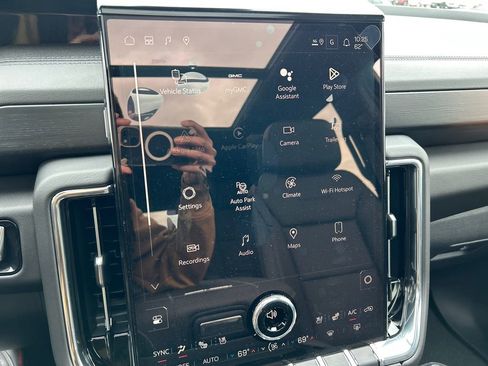 New 2026 GMC Yukon Denali w/ Denali Reserve Package AWD/4WD image 23