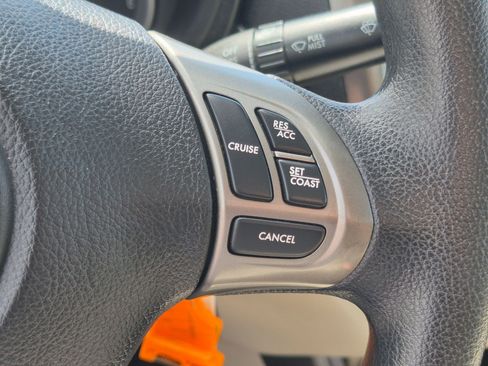 Used 2011 Subaru Impreza 2.5i w/ Audio Package 3 AWD/4WD image 20