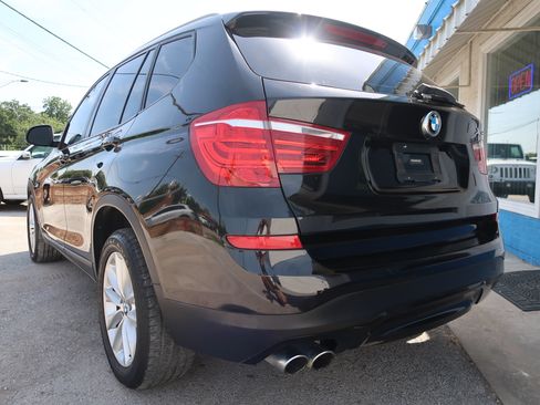 Used 2017 BMW X3 sDrive28i RWD image 7