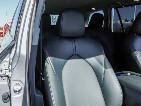 Certified 2024 Toyota Grand Highlander XLE image 25