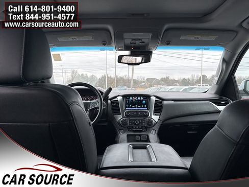 Used 2017 Chevrolet Suburban LT image 16
