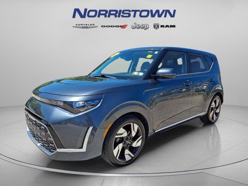 Used 2023 Kia Soul GT-Line FWD image 3
