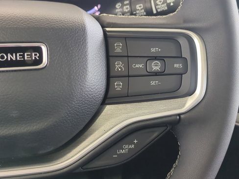 New 2026 Jeep Grand Wagoneer L Limited image 29