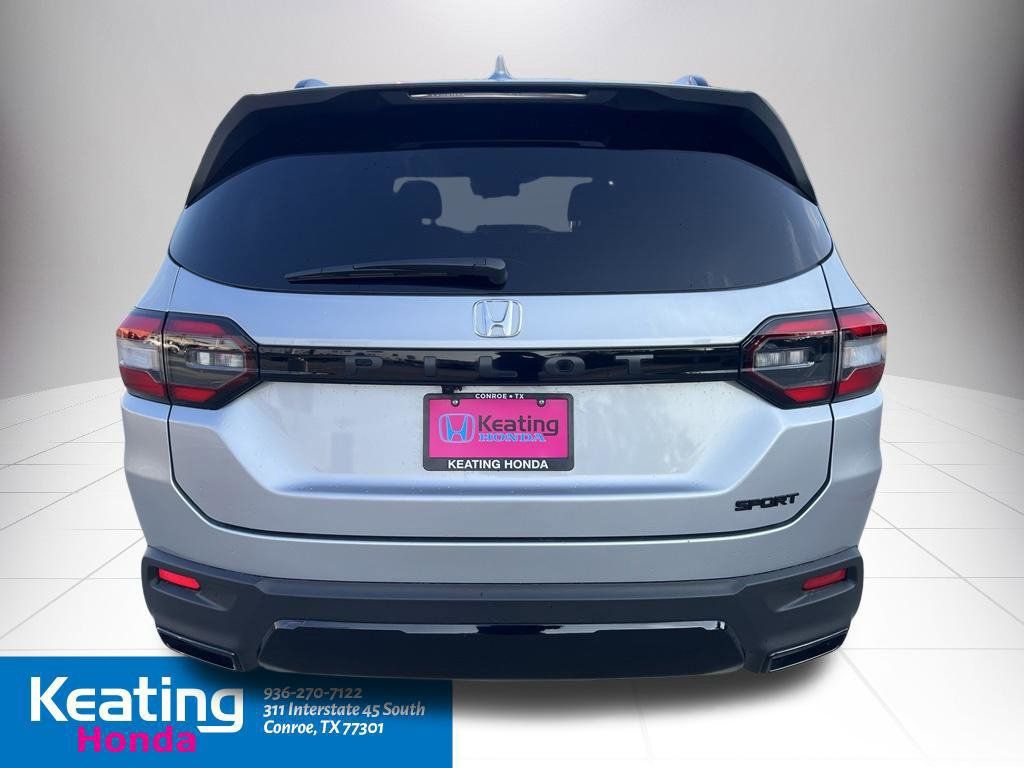 Used 2026 Honda Pilot Sport image 7