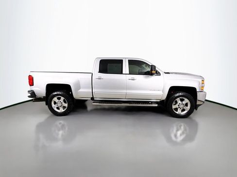 Used 2018 Chevrolet Silverado 2500 LT w/ LT Convenience Package image 8