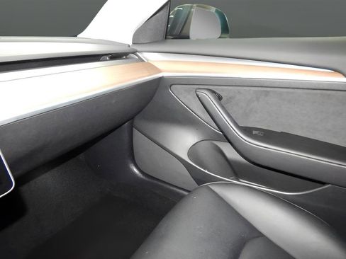 Used 2023 Tesla Model 3 Long Range image 18