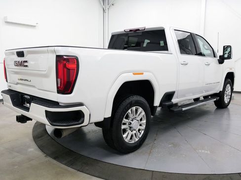 Used 2023 GMC Sierra 3500 Denali w/ Denali Ultimate Package AWD/4WD image 7