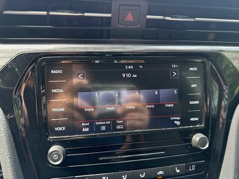Used 2020 Volkswagen Passat 2.0T R-Line FWD image 24