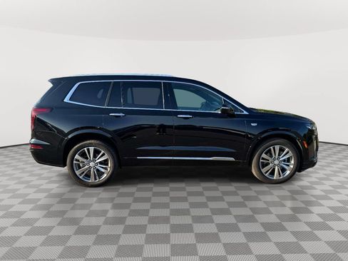 Used 2023 Cadillac XT6 Premium Luxury w/ Technology Package AWD/4WD image 8