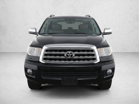 Used 2017 Toyota Sequoia Limited w/ Safety & Convenience Package AWD/4WD image 2