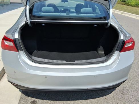 Used 2022 Chevrolet Malibu LS w/ Driver Confidence Package II FWD image 31
