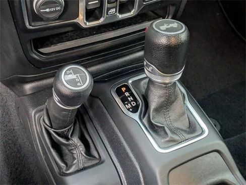 Certified 2020 Jeep Wrangler Unlimited Sport image 26