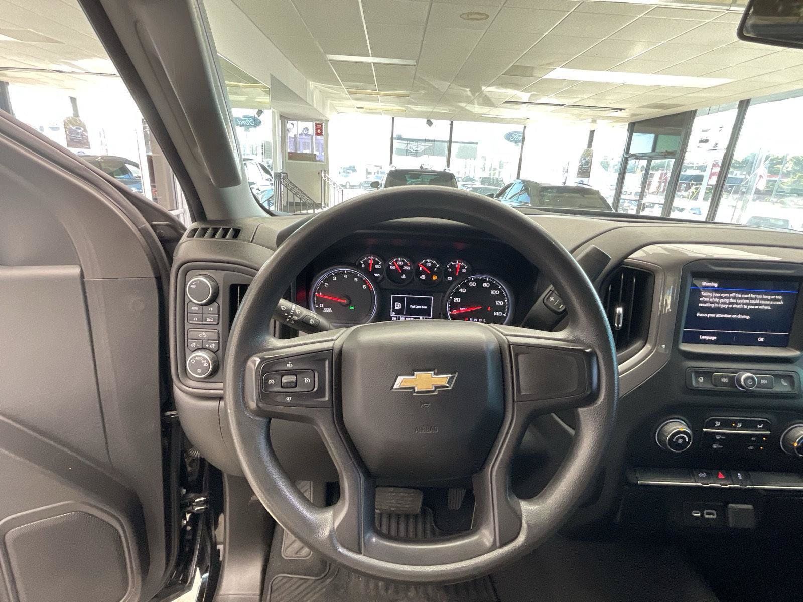Used 2021 Chevrolet Silverado 1500 Custom AWD/4WD image 22