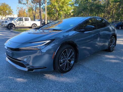 Certified 2026 Toyota Prius XLE image 2