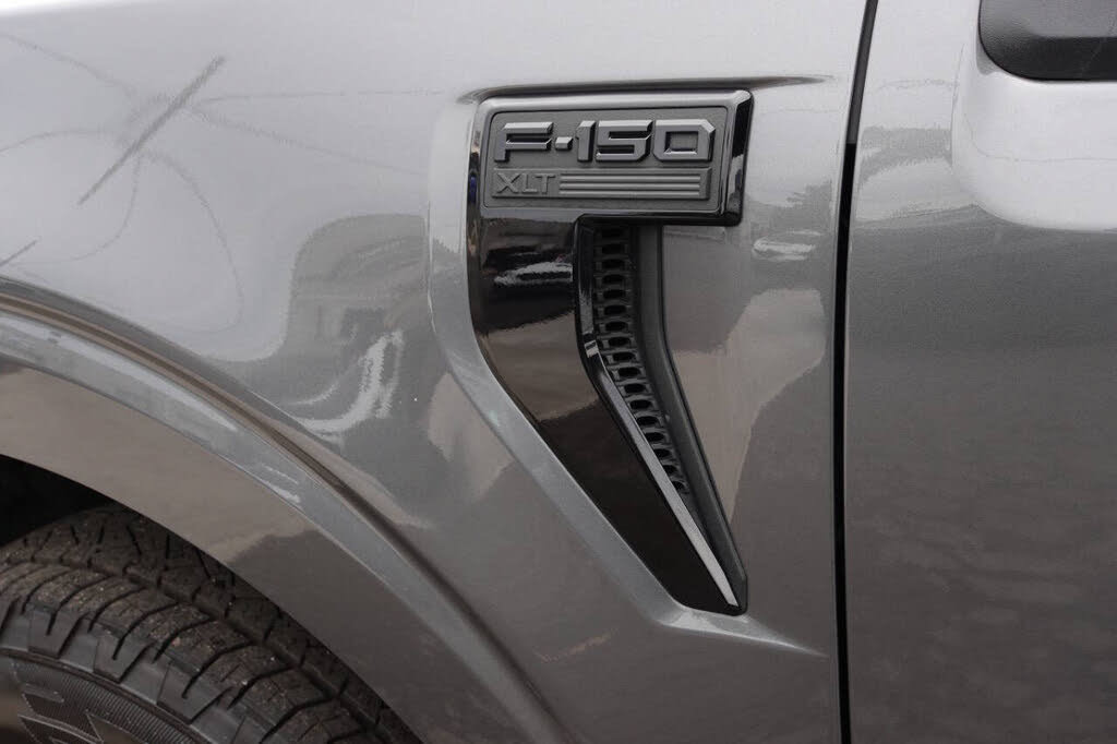 Used 2024 Ford F150 XLT w/ XLT Black Appearance Package AWD/4WD image 15