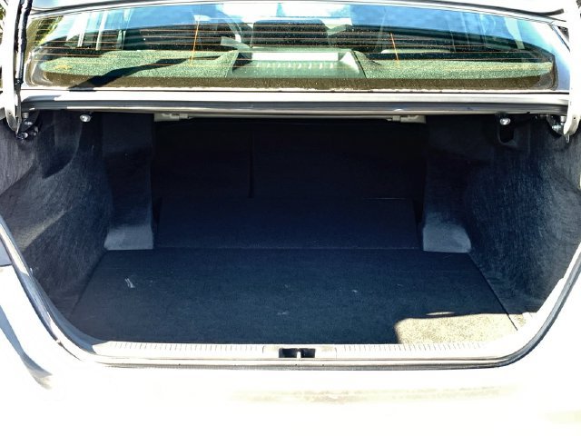 Used 2026 Toyota Camry SE FWD image 38