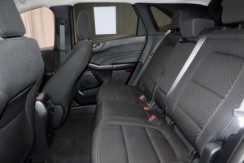 Certified 2024 Ford Escape Active AWD/4WD image 22