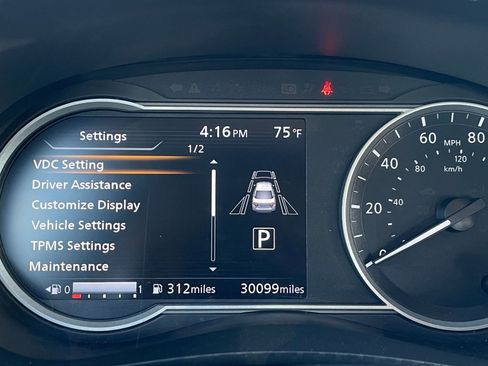 Used 2025 Nissan Versa SV image 38