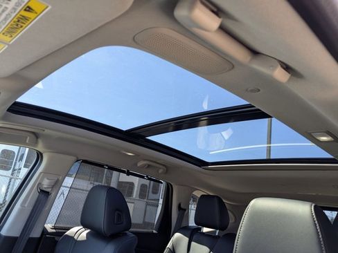 Certified 2025 Acura MDX SH-AWD w/ Technology Package image 15