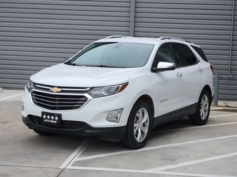 Used 2018 Chevrolet Equinox Premier image 4