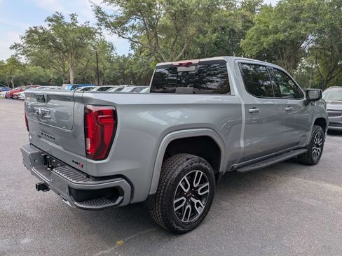 Used 2025 GMC Sierra 1500 AT4 w/ AT4 Premium Package AWD/4WD image 4