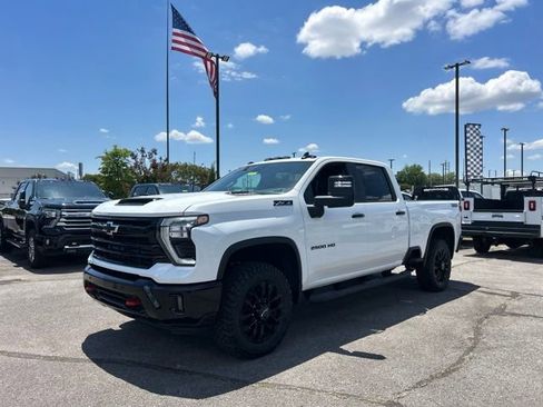 New 2026 Chevrolet Silverado 2500 LT w/ Trail Boss Package AWD/4WD image 7