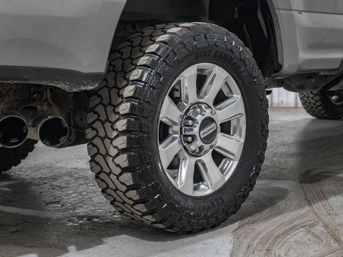 Used 2019 Ford F250 Platinum w/ Platinum Ultimate Package AWD/4WD image 61