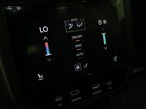 Used 2026 GMC Yukon Denali Ultimate image 18