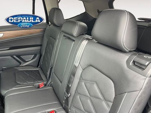 Used 2026 Volkswagen Atlas SE image 17