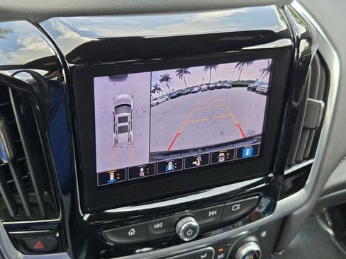Used 2022 Chevrolet Traverse Premier w/ Redline Edition FWD image 21