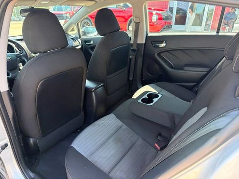 Used 2016 Kia Forte LX FWD image 16