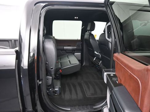 Used 2022 Ford F150 Lariat AWD/4WD image 44