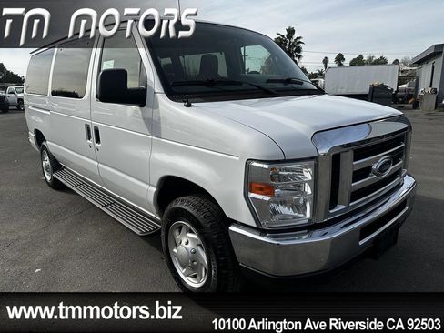 Used 2011 Ford E-350 and Econoline 350 XLT image 16