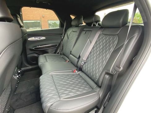 Used 2025 Genesis GV70 3.5T Sport w/ Sport Prestige Package AWD/4WD image 26