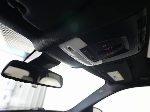 Used 2018 BMW X5 xDrive50i w/ M Sport Package image 34