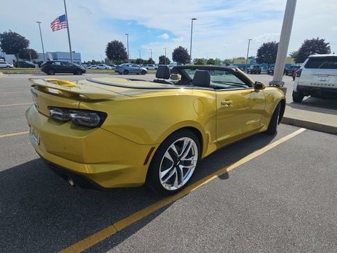 Used 2024 Chevrolet Camaro LT w/ RS Package RWD image 4