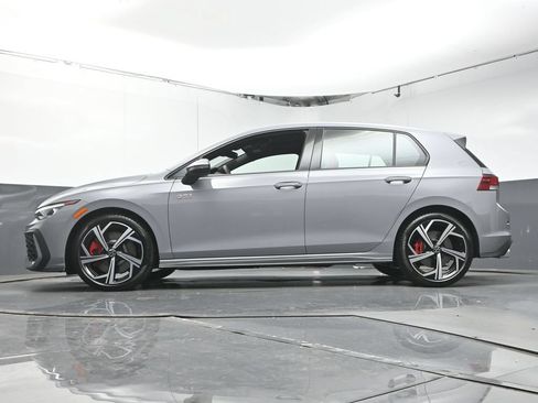 New 2026 Volkswagen GTI SE FWD image 34